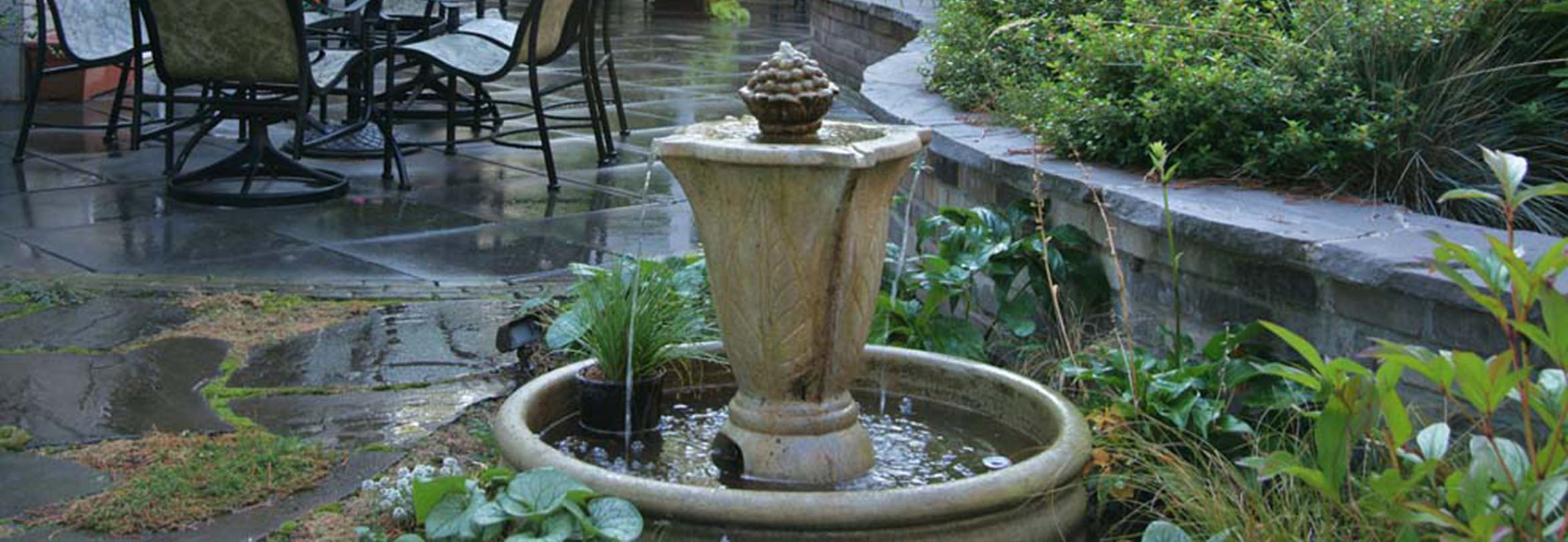 Water-efficient outdoor garden design